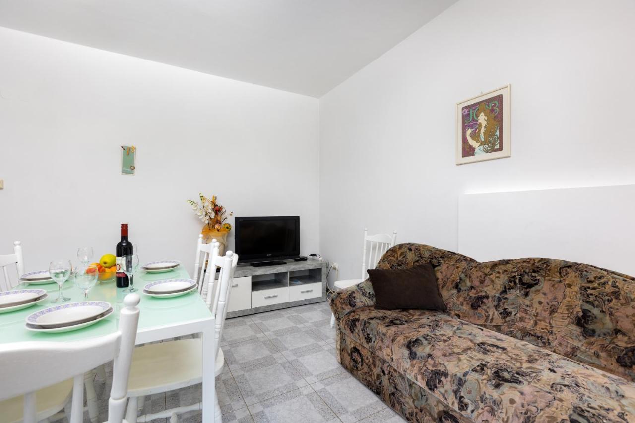 Apartments Meri Sveti Ivan  Ngoại thất bức ảnh